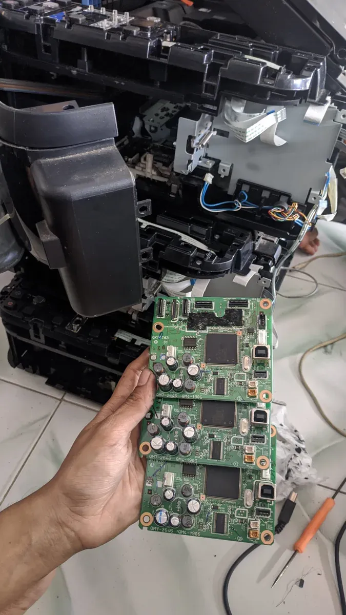 Servis mainboard printer Canon di Plandemic Space Kemiri